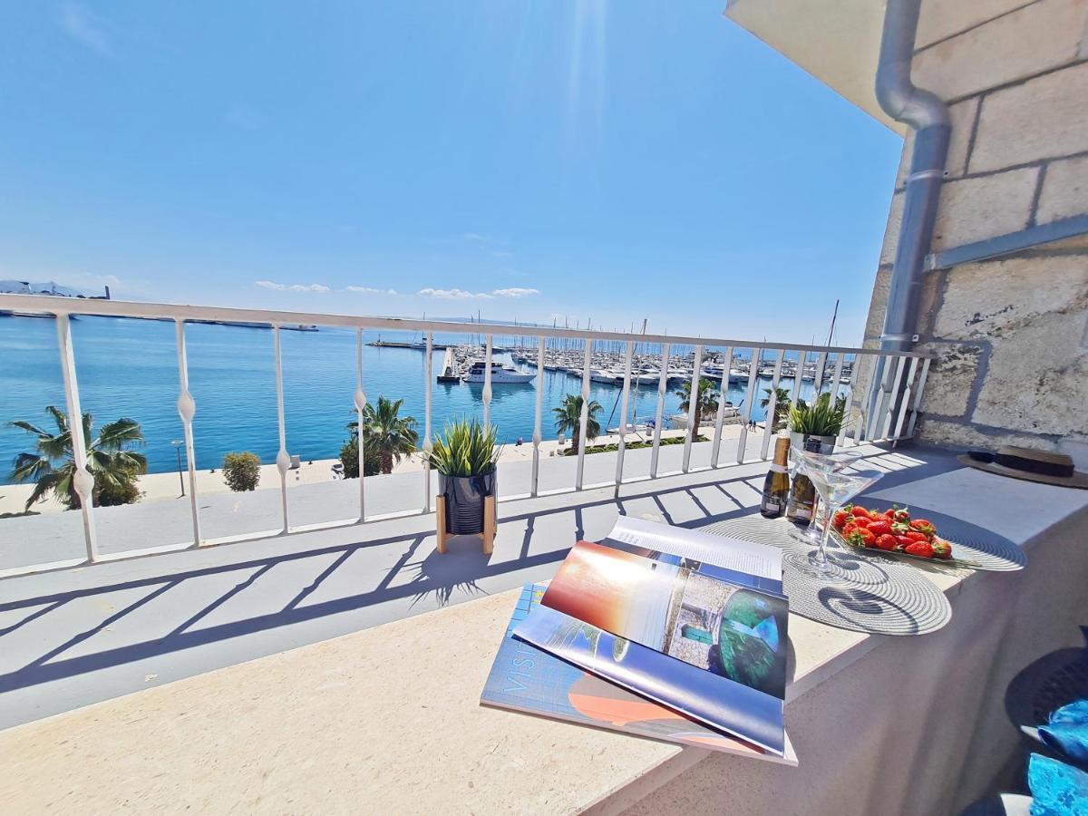 The View Apartment Split Bagian luar foto