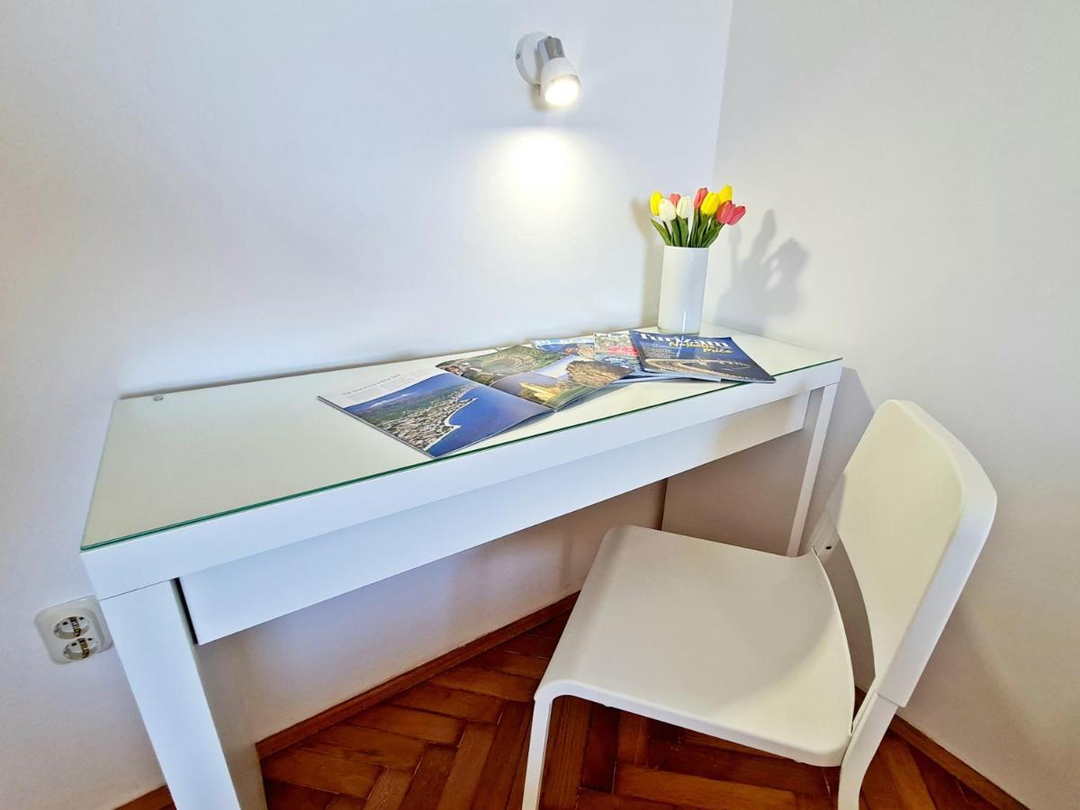 The View Apartment Split Bagian luar foto